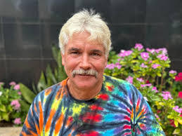 Aaron Swink's Instagram, Twitter & Facebook