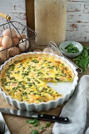 Cremige Und Wurzige Barlauch Lachs Quiche Ganz Einfach Und Schnell Rezept Lachs Quiche Quiche Rezepte Einfach Lachs Tarte
