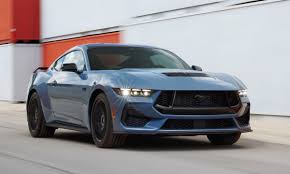 Ford Mustang 2024 ra mắt, trung thành với hộp số sàn - Báo VnExpress