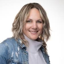 Melissa Ripp's Instagram, Twitter & Facebook