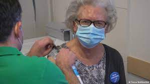 La Vacunacion Contra El Covid 19 Avanza Por Fin En Alemania Coronavirus Dw 06 04 2021
