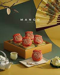 https mir s3 cdn cf behance net project modules fs 0083f985205707 5d7520968f9ae jpg moon cake food poster design food poster