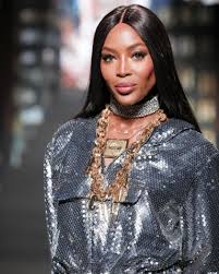 She is an actress and producer, known for образцовый самец 2 (2016), bонг фу. Supermodel Naomi Campbell Abre Um Canal Proprio No Youtube A Gazeta