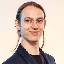 Isaac Leach's Instagram, Twitter & Facebook