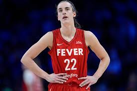 Caitlin Clark FIERCE competitive spirit is seen in action as she refuses to  lose, even against her own teammates | Marca