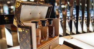 Vogue beauty and health director nicola moulton was given a preview. Louis Vuitton Embarks On A New Journey To Refurbish Men S Fragrance La Polo