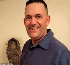 Amateur archaeologist, 47, discovers 1,000-year-old shoe in Thames