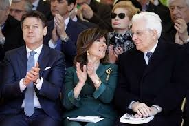 La presidente dell'aula maria elisabetta alberti casellati è stata costretta a richiamare l'emiciclo all'ordine.a cura di camilla romana brunovideo senatowebtv. Giuseppe Conte Maria Elisabetta Alberti Casellati Sergio Mattarella Dago Fotogallery