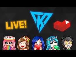 Roblox Pizza Party Live W Krew Youtube Cute Youtubers Roblox Youtubers Funny