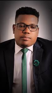 Zanmi Ti koze ak Lynn