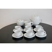 White Round Alföldi Szaturnusz Coffee Set by Horváth László & Ambrus Éva  for Alföldi Porcelángyár, 1970s, Set of 17
