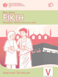 Pada setiap bab juga telah dilengkapi dengan rangkuman materi, latihan soal baik pilihan ganda maupun esai dan juga terdapat ulangan tengah semester dan ulangan akhir semester. Buku Siswa Mata Pelajaran Fiqih Kelas 5 Mi Pendekatan Saintifik Kurikulum 2013 Min 1 Gresik