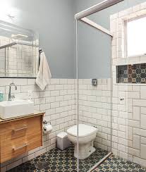 Sos Casa Posso Usar Azulejo Em Meia Parede No Banheiro Azulejo Banheiro Meias Paredes Azulejo De Metro