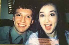 Julie Barth's Instagram, Twitter & Facebook