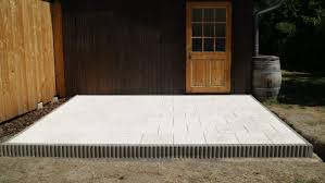 Das pflaster hat den beschreibenden namen: Gartenweg Anlegen Und Pflastern In 7 Schritten Obi