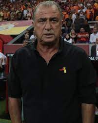 Fatih terim biyografi bilgileri, kaç yaşında, aslen nereli ve nerede doğdu gibi sorularınıza cevaplar verdik! Fatih Terim