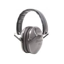 Nous vous invitons notamment à prêter attention à la présence ou non de lunettes, d'une crémaillère de qualité ou encore d'une jugulaire. Casque Anti Bruit De Travail Lerger Et Compacte Epi Protection Auditive