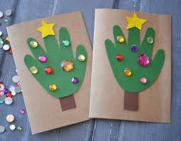 We have a lot of relatives and friends who live far away, so we like to start working on christmas cards early to ensure they are delivered in time. 10 Easy Last Minute Christmas Cards For Toddlers To Make