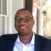 Luz Massol's Instagram, Twitter & Facebook