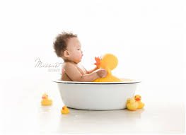 So, you either found a baby duck or multiple baby ducks, or you bought one at a feed store, and you need help. Bubble Bath With Rubber Ducks Photographed During First Birthday Cake Smash Photo Shoot By Massart P Baby Milk Bath Baby Photoshoot Boy Bubble Bath Photography