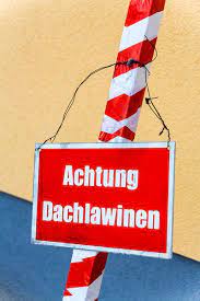 Read more vorsicht dachschnee vorlage ~ rot achtung vorsicht warnschild auf weißem hintergrund flachen stil achtungsymbolvorlagelogo. Dachlawinen Ist Ein Schild Pflicht