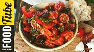 The Best Tomato Salad And Chorizo By Jamie Oliver Video On Yummly Recette Cuisine Salade