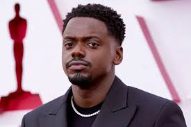 Snl criticised for 'irresponsible' daniel kaluuya skit. L7nfbg7 W0zcbm