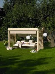 Hollywoodschaukel Filmreif Hier Geht S Zur Anleitung Http Www Toom Baumarkt De Selbermachen Selbstbauideen Hollywoodscha Garten Gartenecke Gartenschaukel