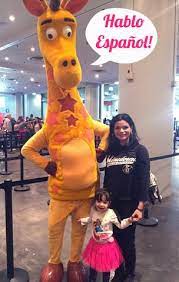 While the toy boys relaunch, hugo and triana discover that the corpse isn't philip normal and set out to find him and discover what really happened that day. 2018 Best Bilingual Toys To Teach Your Child Spanish Mi Legasi Mi Legasi