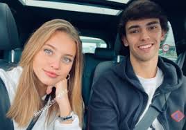 Felix delivered his senior presentation for portugal's public group at the uefa country class finals 2019, which he won. Margarida Corceiro E Joao Felix Apaixonados Em Madrid Flashes Flash