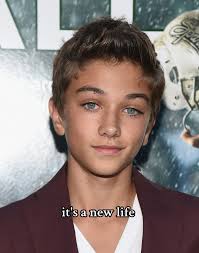 Gavin Casalegno Curls