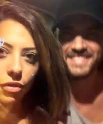 Alessandro zarino e jessica battistello non si frequenterebbero più l'ex single di temptation island sarebbe stato avvistato in compagnia di una donna diversa da jessica. Nunzia Sansone Di Temptation Island Insieme A Alessandro Zarino Foto Lanostratv