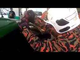 Tonton dari awal sampai selesai jangan lupa di subscribr Terbongkar Cara Membuka Pintu Kereta Terkunci Youtube