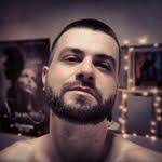 Joni Grob's Instagram, Twitter & Facebook