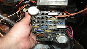 The underhood fuse relay center is located in the rear of the engine compartment near the brake fluid reservoir. Chevrolet Silverado 1999 2006 Fuse Box Diagram Chevroletforum