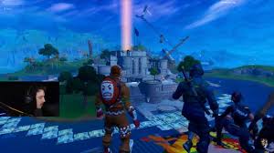 Good for trolling fortnite players. Lazarbeam Just Broke The Streaming Record Held By Ninja And Drake Fortnitebr