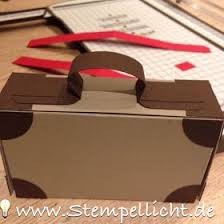 Anleitung Koffer Aus Papier Fur Geldgeschenk Grosser Koffer Xl Stampin Up Verpackung Koffer Basteln Geschenke Verpacken Reise Geschenke Verpacken Gutschein
