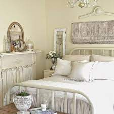 Blue may be the ultimate bedroom color, thanks to its association with all things serene and calming, two essentials for a good night's sleep. Ideas For French Country Style Bedroom Decor