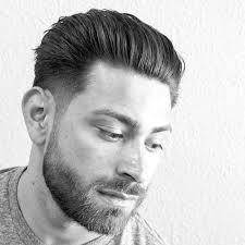 If you have a round or oval face shape, you can get inspired by our gallery. Best Slope Haircut Men S Raund Face Shep Men With A Round Face Should Consider Hair Looks That Have A Lot Of Volume And Pointy Angles Liburan Di Pangandaran