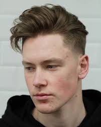 20 Awesome Haircuts For Round Faces Men S Hairstyles Round Face Haircuts Hairstyles For Round Faces Round Face Men
