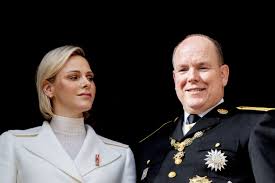 Jun 26, 2021 · prins albert van monaco (63) en zijn echtgenote charlene (43) vieren komende donderdag hun tiende huwelijksverjaardag. Prinses Charlene Mist Man En Kinderen In Zuid Afrika Vorsten