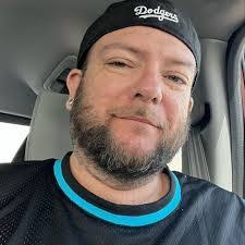 Vincent Gallegos's Instagram, Twitter & Facebook