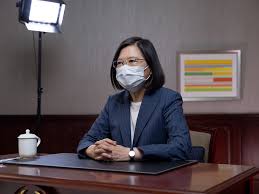 Jun 18, 2021 · 總統蔡英文下午會見鴻海創辦人郭台銘（右2）、台積電董事長劉德音，商討購買bnt疫苗事宜，會後郭台銘離開總統府。（記者陳志曲攝） ç¸½çµ±åºœé‡å°ç¸½çµ±æœƒè¦‹å°ç©é›»è'£äº‹é•·åŠ‰å¾·éŸ³åŠé´»æµ·é›†åœ˜å‰µè¾¦äººéƒ­å°éŠ˜ä¹‹èªªæ˜Ž