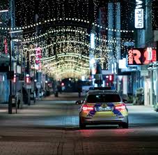 Jetzt könnten die bürger von den ländern ja auch die unterschiede als unfair bezeichnet. Corona Bussgelder An Weihnachten So Teuer Wird Es Wenn Sie Die Regeln Brechen Welt