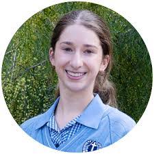 Sarah Hui's Instagram, Twitter & Facebook