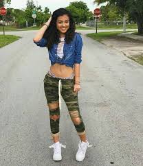 Malu trevejo 11 hours ago. Malu Travejo