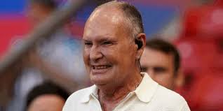 Paul Gascoigne u gjet pa ndjenja në shtëpi nga një mik: ja gjendja e tij në  spital