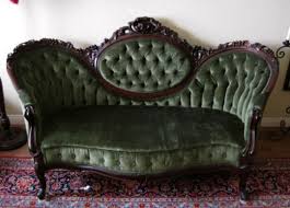 Rare louis xv boudoir black french antique settee sofa couch loveseat bedroom provincial hollywood glam. 25 Amazing Victorian Sofa Ideas For Elegant Living Room Victorian Sofa Victorian Furniture Victorian Couch