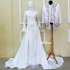 Warna yang melambangkan kesucian untuk sebuah acara pernikahan yang sakral. Gaun Pengantin Kebaya Dress Jawa Putih Baju Pengantin Jawa Putih Diary Hijaber