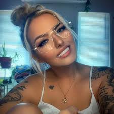 Samara Molina baro (@samaramolinabaro) 님 라이브 중